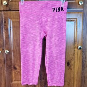 Pink YOGA Capri Pant Heatherd Pink Barbiecore Size M